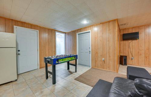 Kentucky Group Getaway with Dock and Lake Access - Foto 28