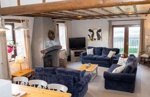 Mill Barn, Castle Carrock, dogs welcome, hot tub with countryside and reservoir views - Foto 3