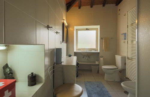 Lemon Tree Cottage at Terrus Winery - Foto 20