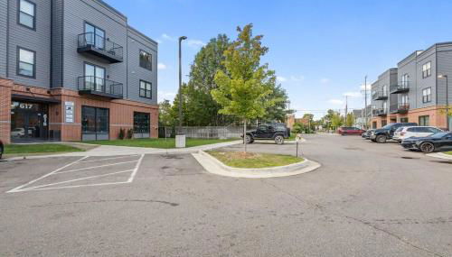 203 - New Luxury Downtown Condo with Fireplace - Foto 3