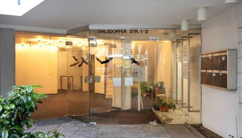 HH 01 by ROCKCHAIR - SUPERHOST Status - Modernes Apartment mit sonnigem Balkon & premium Boxspringbetten in Winterhude - Hamburg Top Geheimtipp - Foto 3