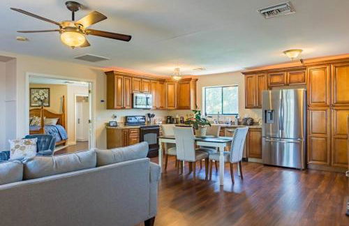 Second Story Suite with Balcony - Photo 22