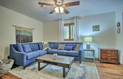 Mountain Town Adventures Home with Fire Pit! - Photo 2