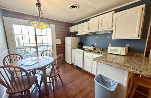 Cottage 9-Lees Ford Marina - Photo 6