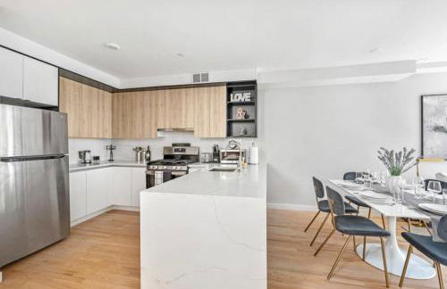 3BR Penthouse Suite with Massive Private Rooftop - Foto 27