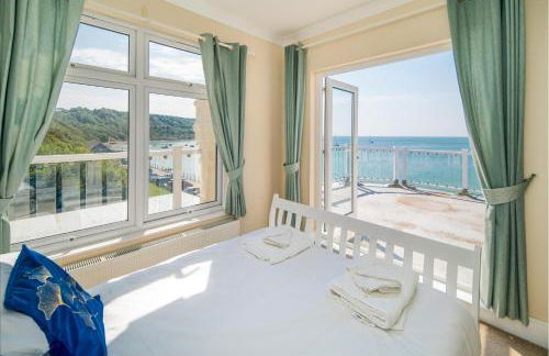 The Penthouse - Photo 2