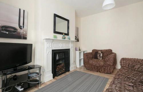 Comfy Home King Size Bed close to Asda & Sefton Park, Very Fast WIFI! - Foto 3