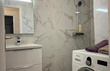 Grand Studio avec Coin Nuit et Parking - Foto 7