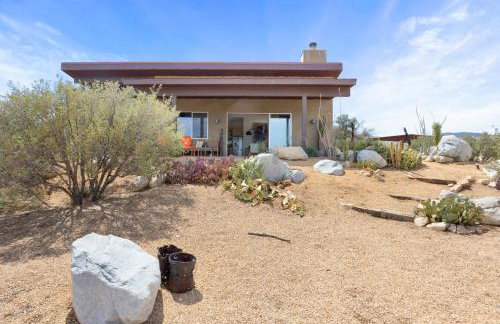 Jackalope Junction-Pool, Hot Tub, Fire Pit, BBQ & Desert Views! home - Foto 20