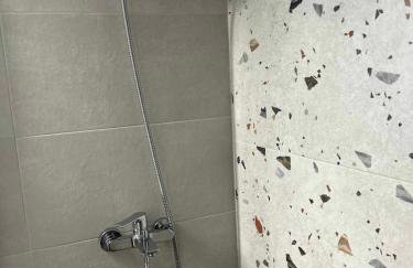 Love Travel Athens Apartments - Photo 38