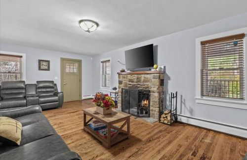 Cozy Farmhouse - Fireplace, Backyard, BBQ, Games - 3 MIN TO CAMELBACK - Foto 23