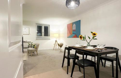 Luxury 2 Bedroom City Centre Apartment - Secure Parking - Amazing location! - Foto 24