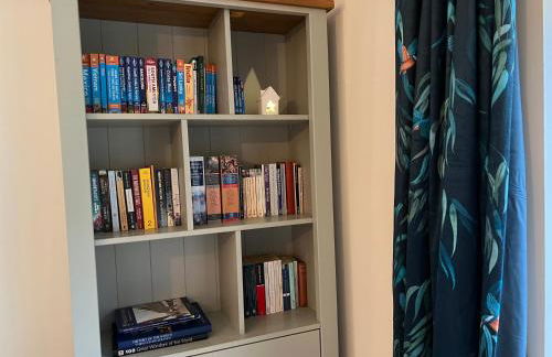 Cosy Hillside Annex - Photo 13