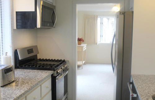 Exceptional New Seabury Mews Property - Photo 5