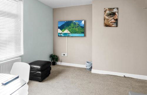 Family-Friendly Chorlton Apartment with Free Street Parking - Foto 14