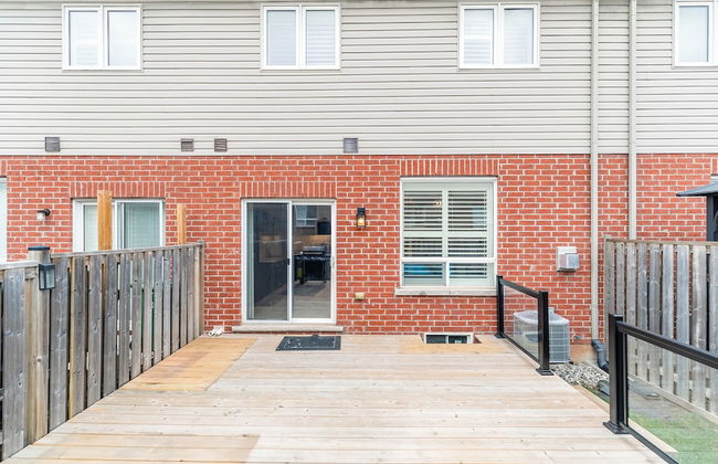 GLOBALSTAY. Modern 3-4 Bedroom Town - Photo 57