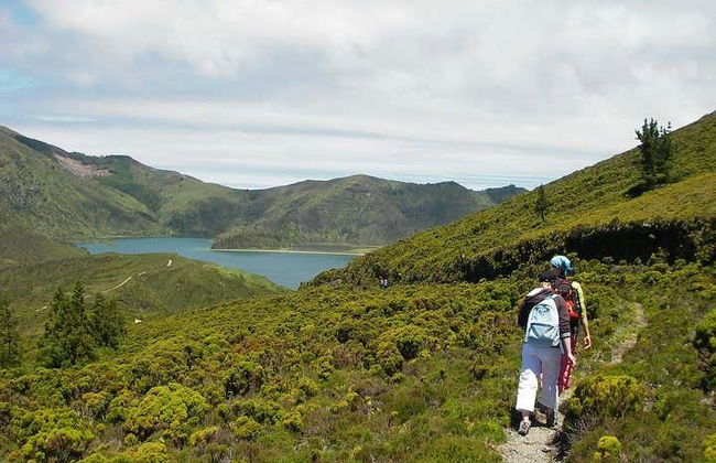 Lagoa do Fogo Hiking Tour - Foto 2