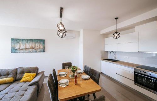 CROWONDER Sun Dance Apartments with Heated Swimming Pool Seaview and Garden - Foto 53
