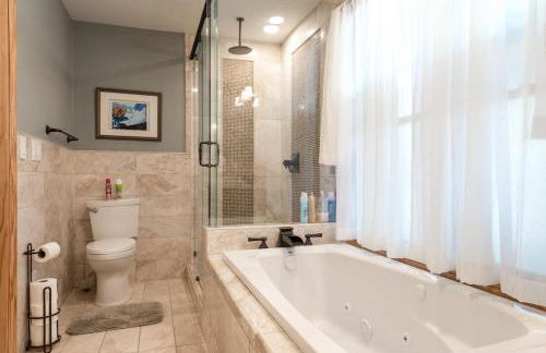 SOCO, Big 5BR, SwimSpa-seats 10, Sauna, 7 Beds - Foto 2