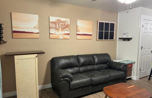 Relax & Unwind in a Serene Retreat Near the Beach - Foto 26