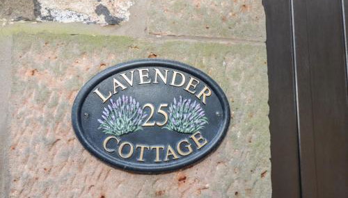 Lavender Cottage - Photo 2