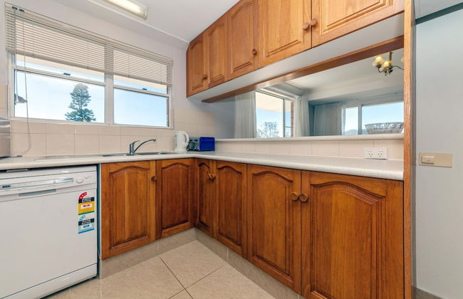 Albacore Unit 4, 12 Ondine Close - Photo 7