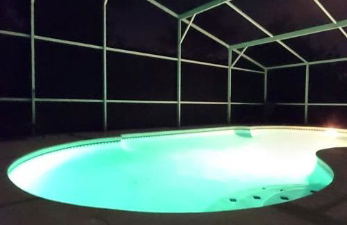 Stunning 4-bedroom Villa w/ Pool - Close to Disney Parks and Gulf Courses! - Photo 44