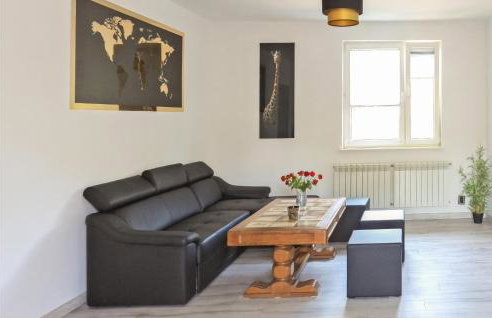 Cozy Home In Warnoleka With Wifi - Foto 3