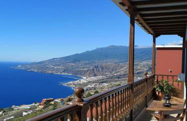 Apartamentos Isla Encantada - Photo 1