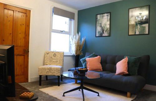 Hope Cottage In Slough With Parking - Foto 14