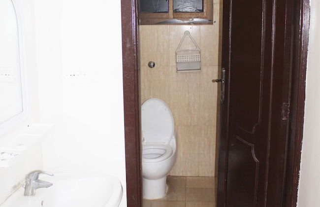 Al Eairy Furnished Apartments Qassim 4 - Photo 36