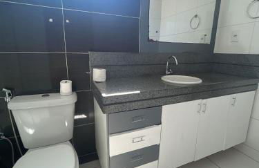 Próx a orla, 14 pessoas, ar condicionado e garagem - Foto 37