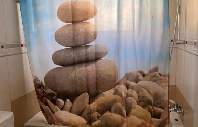 Two Bedroom Duplex With Mountain and Sea View - Photo 15