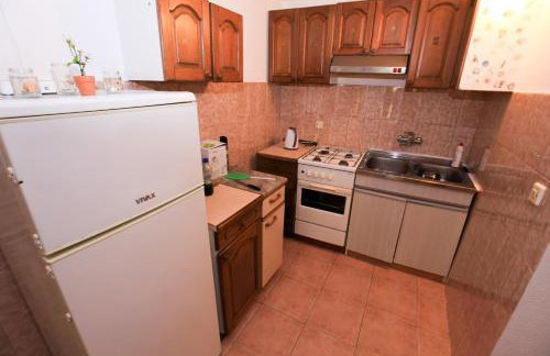 Robinson Dora - Foto 45