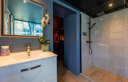 Balnéo, sauna et de nombreuses surprises - Foto 12