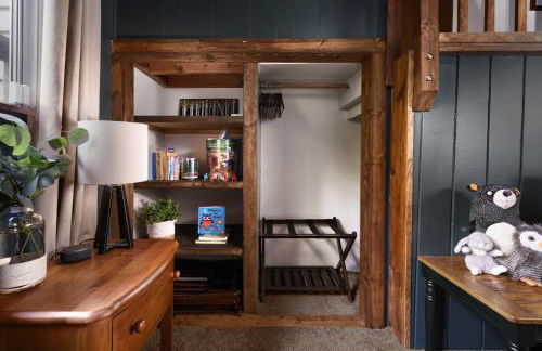 Large A-Frame Cabin (9 Beds, AC, + Lake Access) - Foto 28