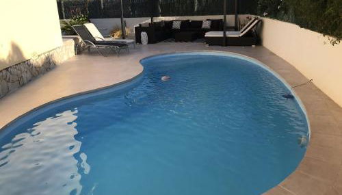 Casa con Piscina, A/A, BBQ, WiFi y Garaje en Sant Pere Pescador - ES-89-76 - Foto 3