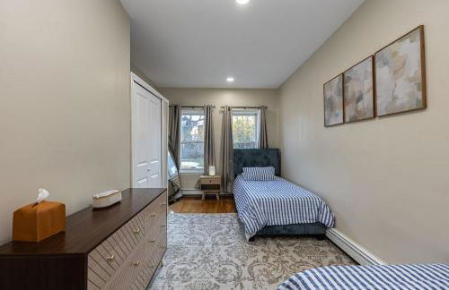Cozy, Spacious Home Near Downtown Boston - Foto 24