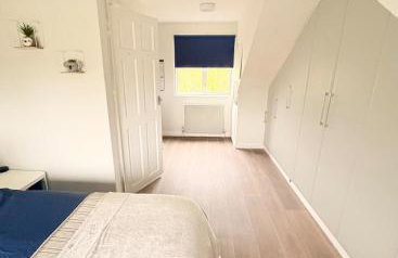 Marlow Family Retreat, Short Stroll into Town - Photo 20