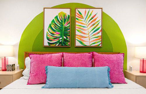 NEW-Heated Pool-Pickleball-Hot Tub-Movie Theater-Game Room-Playset-Basketball-10 Beds - Foto 52