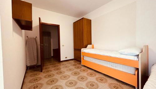 Ranco Lake Sunshine Apartment - Foto 4, trouser press, wardrobe