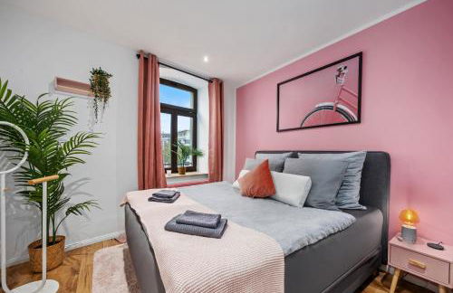 EDLER WOHNRAUM Schloßteich-Suite 3 SZ mit zwei Balkonen, Kaffeevollautomat, Kamin, Klima, Lift & zwei Parkplätzen - Foto 6