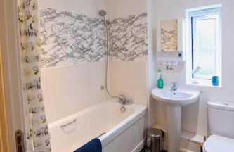 Augusta House - Andover - Photo 34