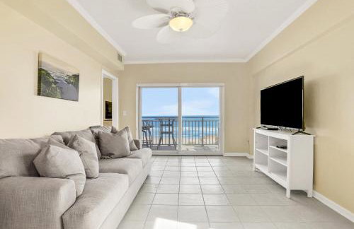 Oceanfront condo with pool, amazing view, balcony & beach access - Foto 3