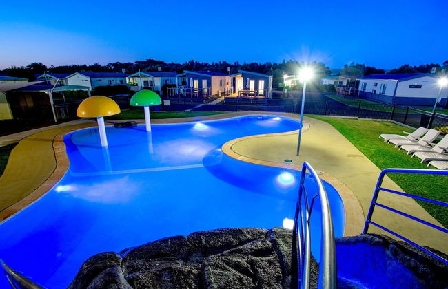 NRMA Warrnambool Riverside Holiday Park - Foto 47