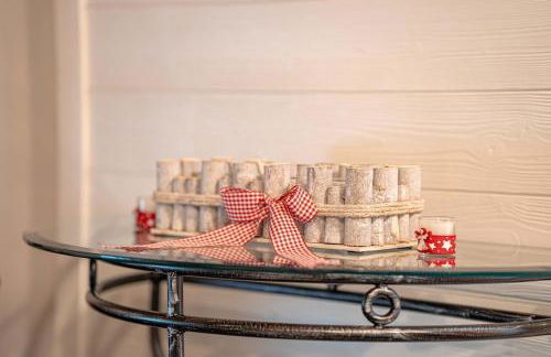 Cozy Stone Chalet Surrounded by Nature Samolaco - Foto 31