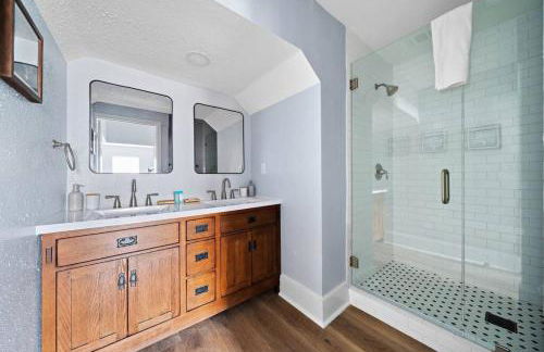 Classic home in the heart of Galveston with large deck - Foto 28