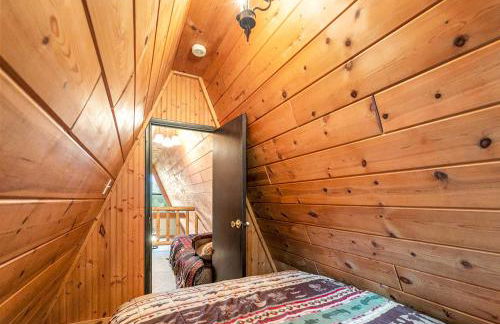 8 Mi to Dogwood Canyon Cozy Cabin with Deck - Foto 15