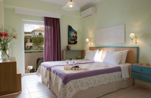 Amalia Apartments - Photo 3