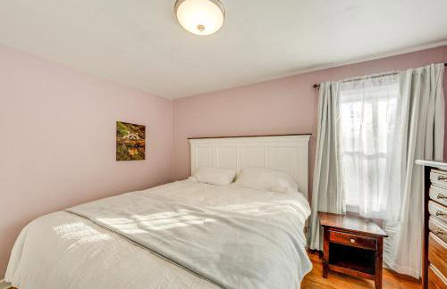 5 Mi to Dtwn Rockford Pet-Friendly Home with Yard! - Foto 14